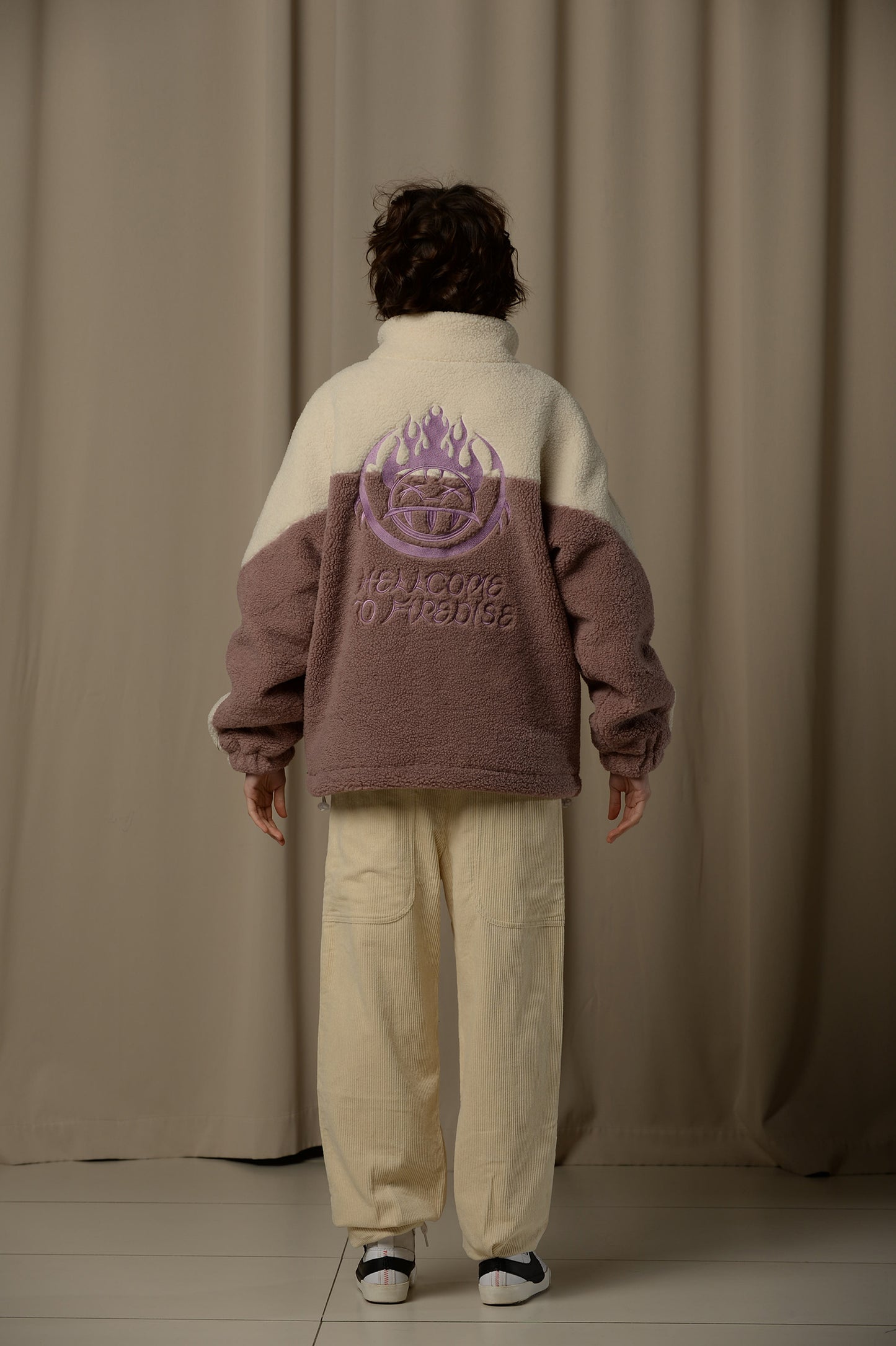 Jacket Hellcome to Firedise Furry Big Logo, Lavender White